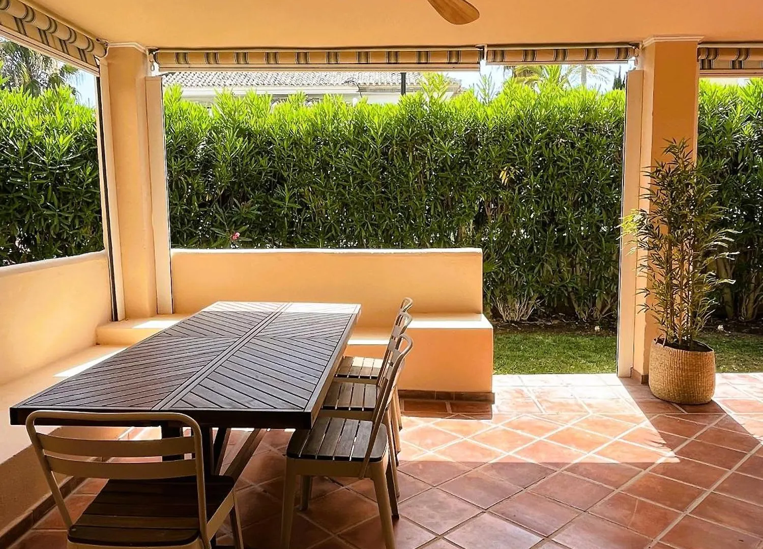 Marbella Bliss Daire
