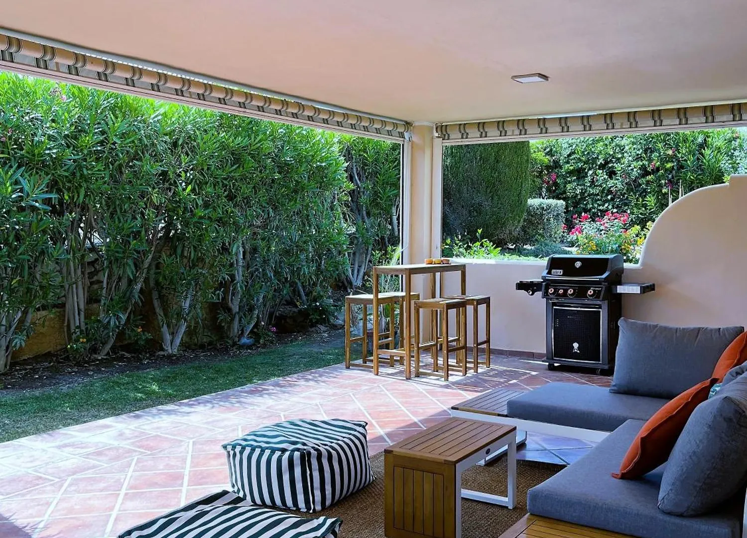 Marbella Bliss Apartment 0*,